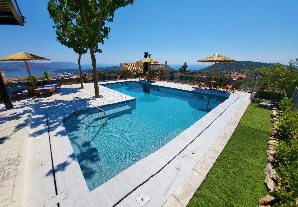 "Stergiou Luxury Apartment 2Nd Floor" Με Κοινη Πισινα Saronida Bagian luar foto